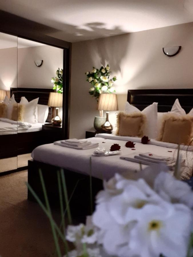 Casa Maria Roses Otel Rîşnov Dış mekan fotoğraf